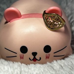 Ring  14k gold size 7